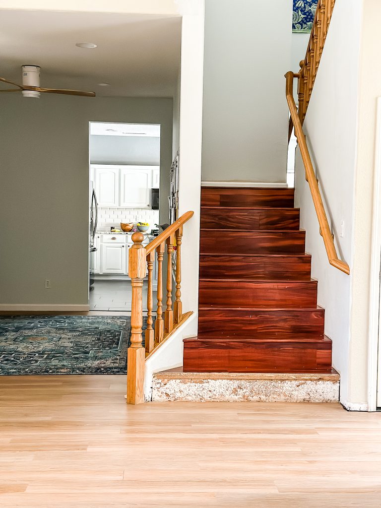 Dates staircase with cherry laminate floors