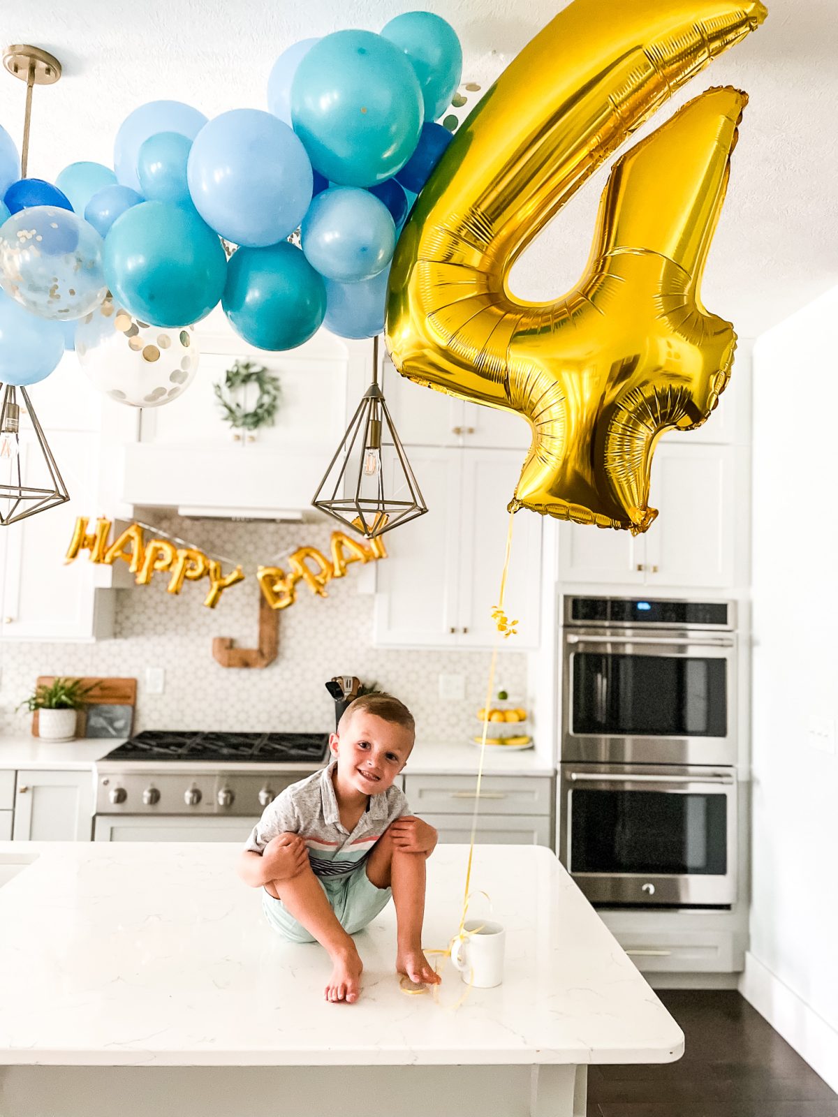 How to Make a Simple DIY birthday Balloon Garland - Haute House Love